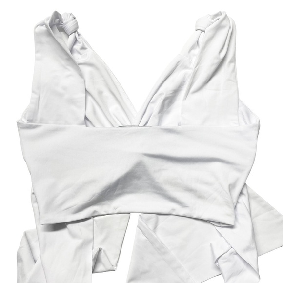 Lioness/ Princess Polly Porto Cervo Tie Up Crop White NWT - Picture 3 of 7